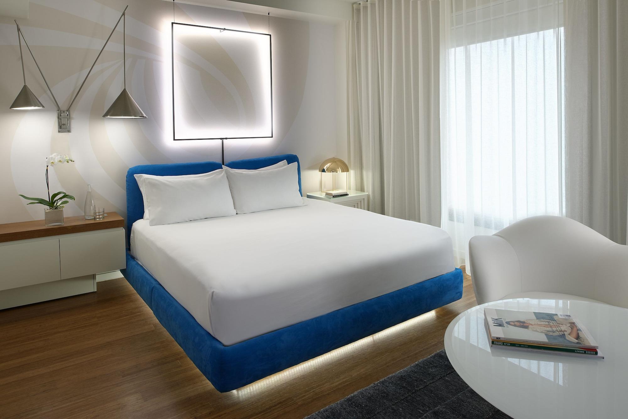 Superior King Room with Balcony