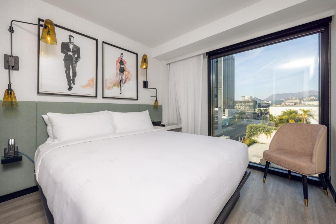 King Room with Shower - Disability Access