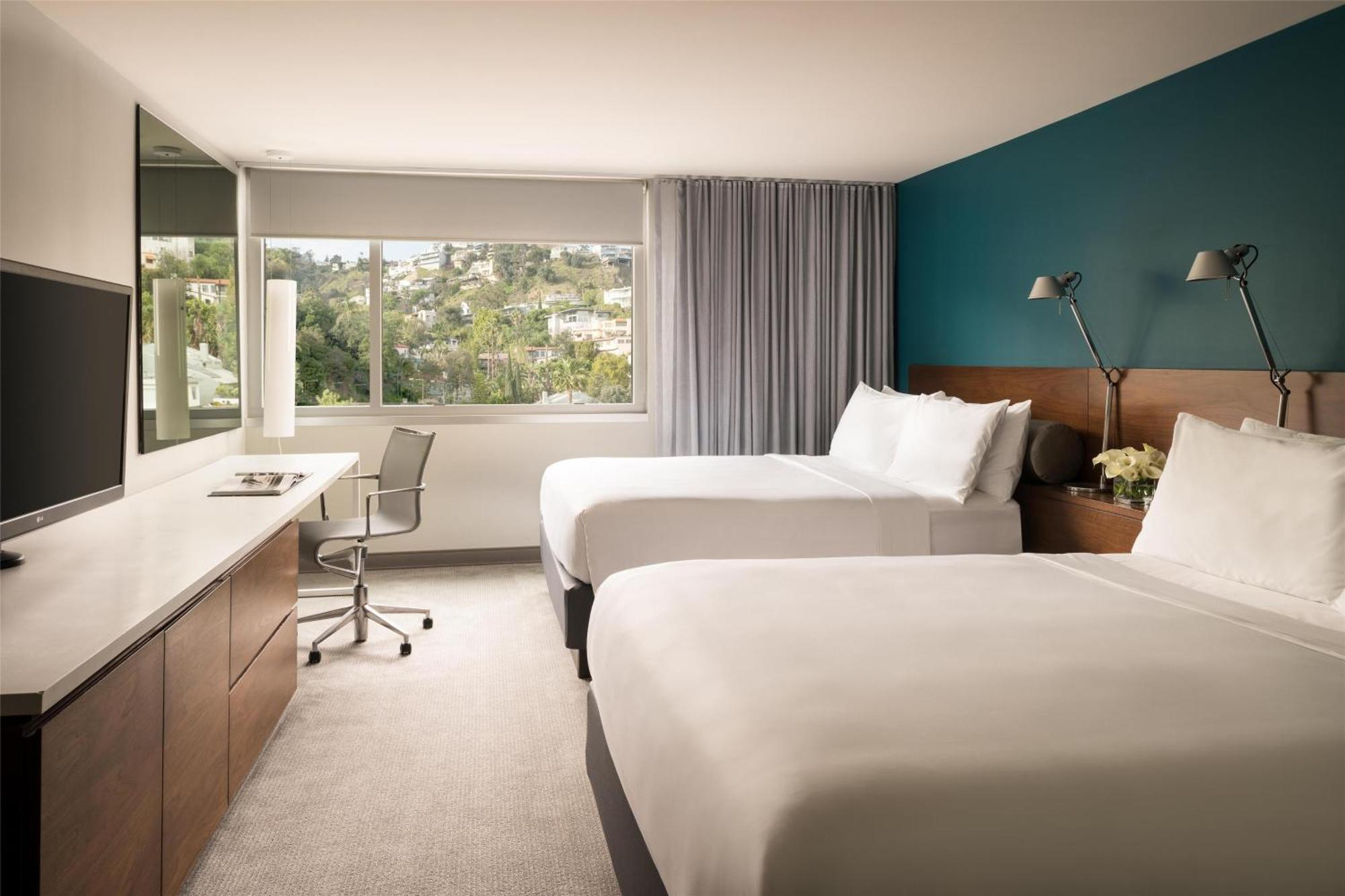 Queen Room Two Queen Beds Accessible Shower Disability Access