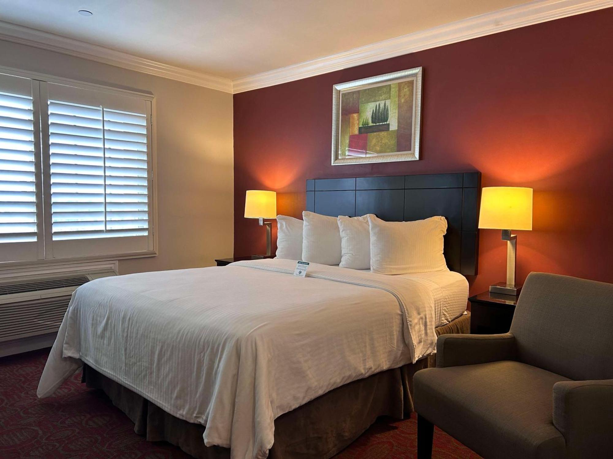 Queen Room