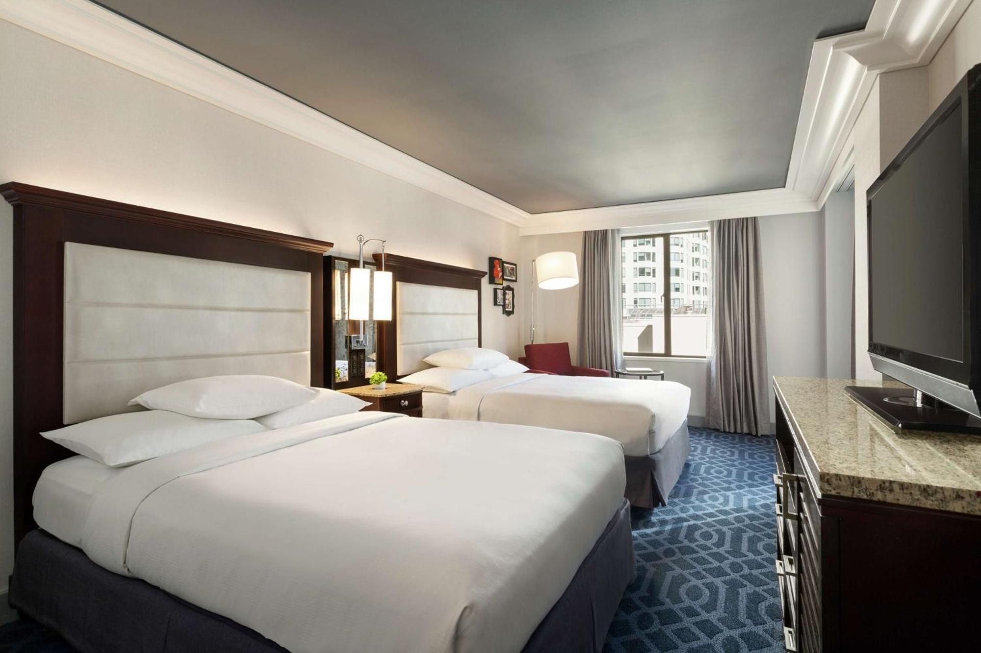 Queen Room with Two Queen Beds and Bath Tub - Mobility Access,1276211293:JPEG