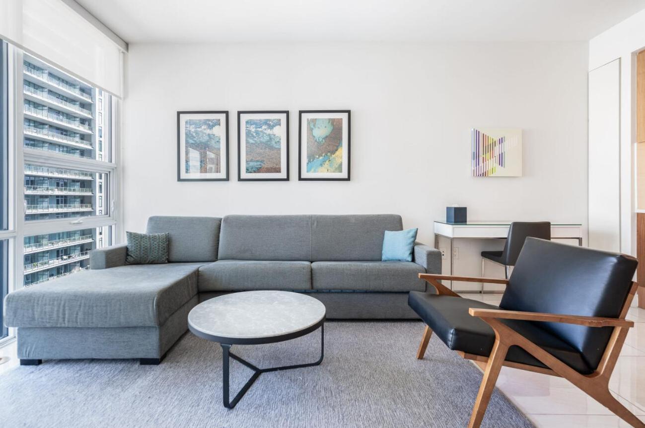 One bedroom Suite Office