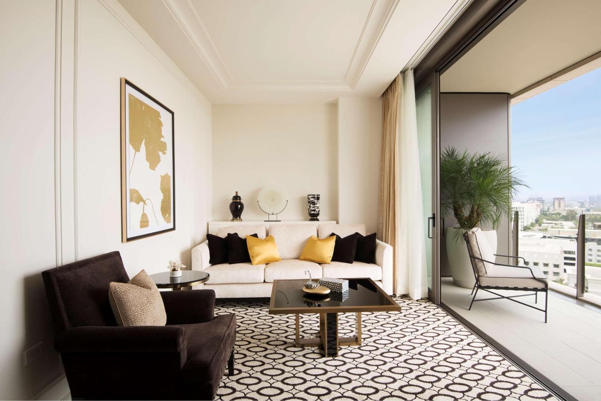 Deluxe Corner Junior Suite Terrace View High Floor