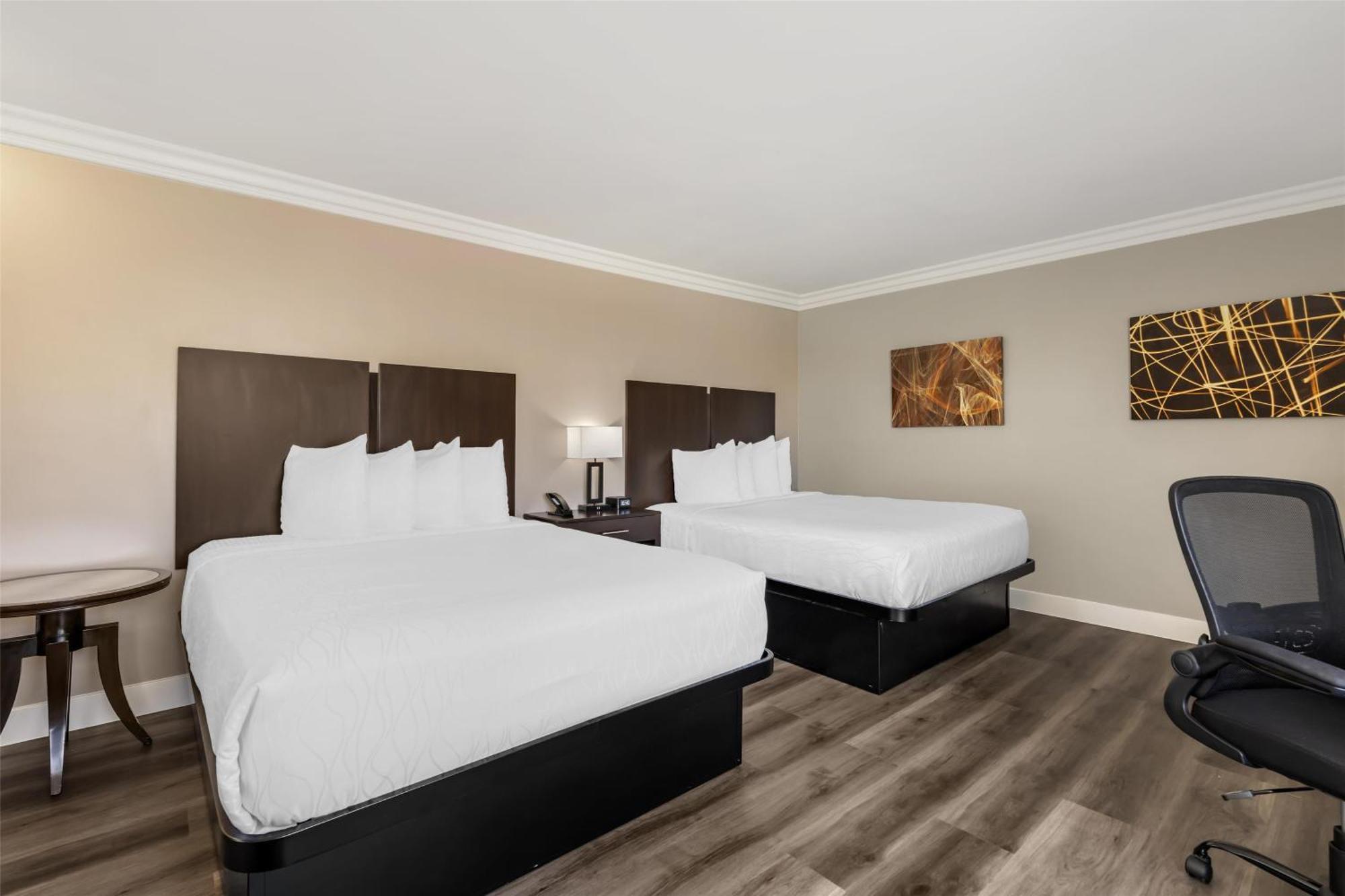 Queen Room Two Queen Beds Non-Smoking