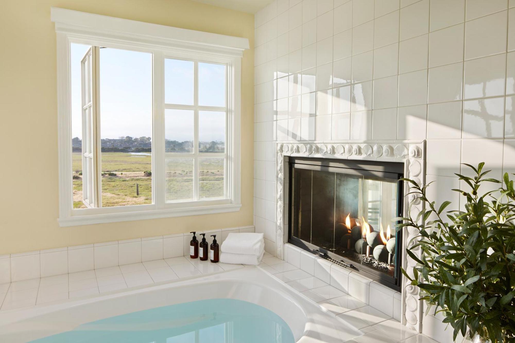 Signature Grand King View
