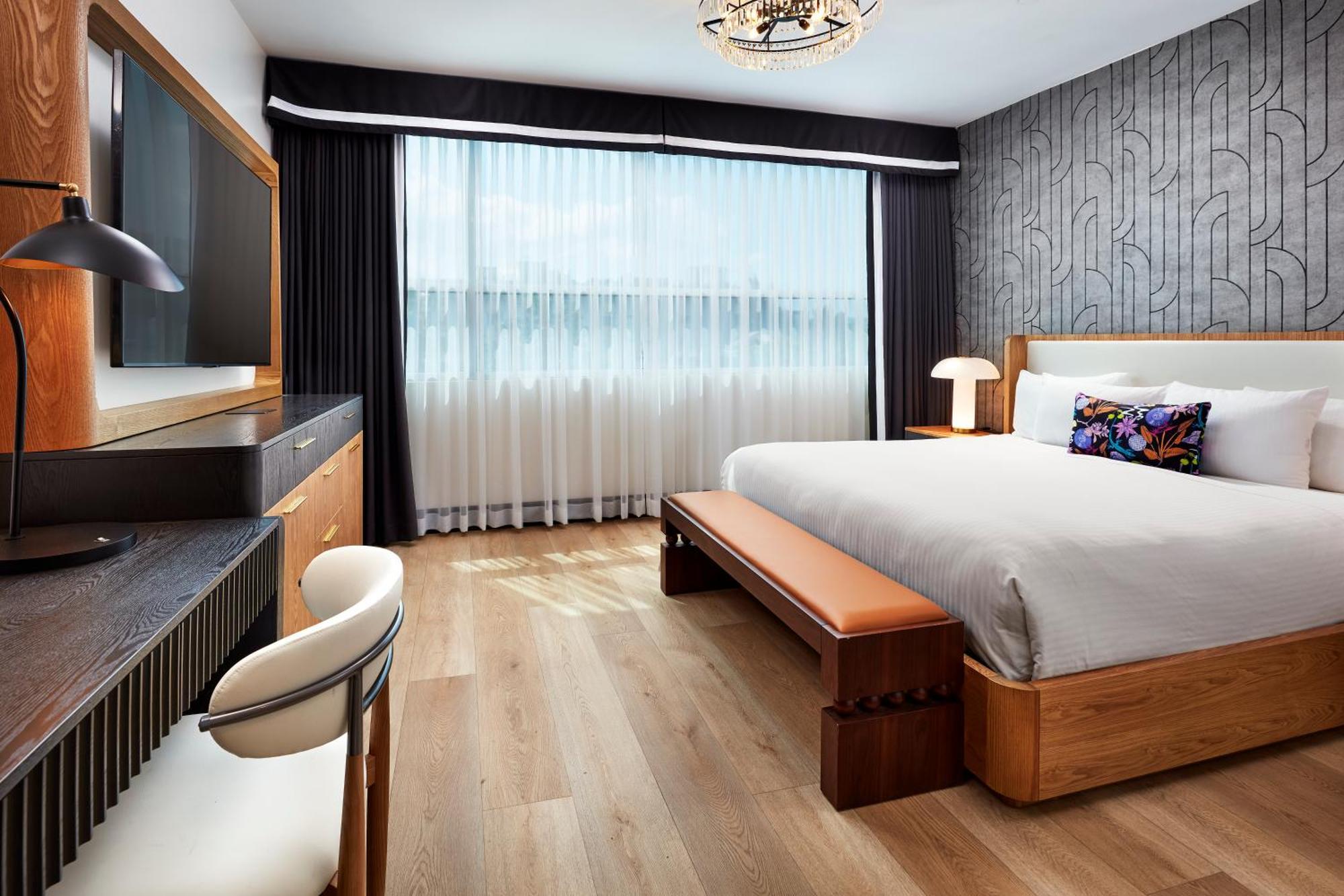 Executive King Room