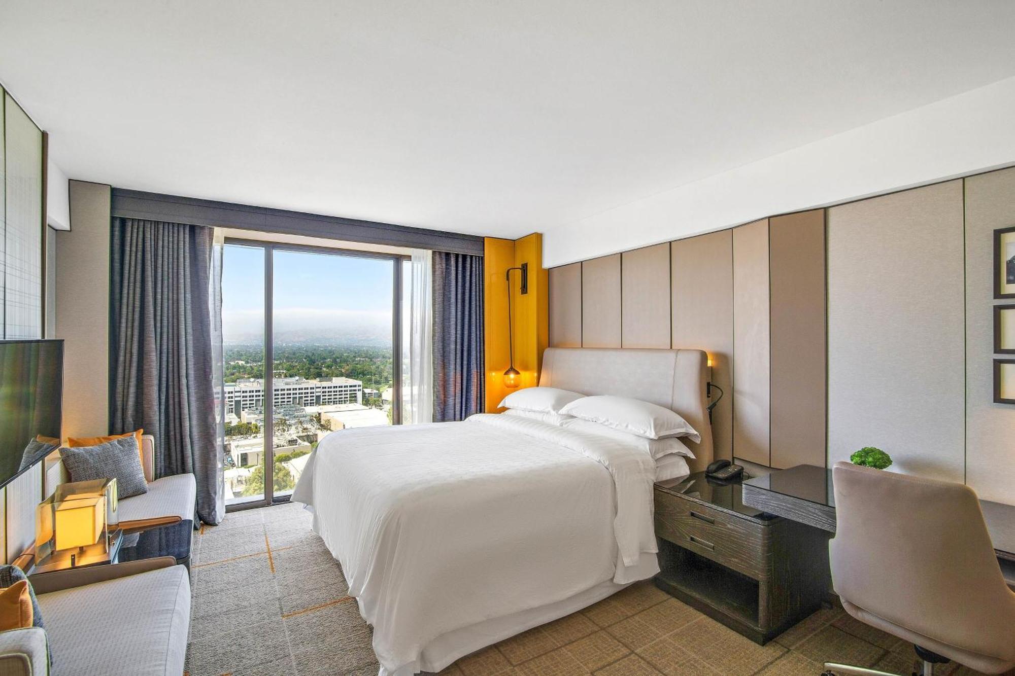 Guest Room 1 King