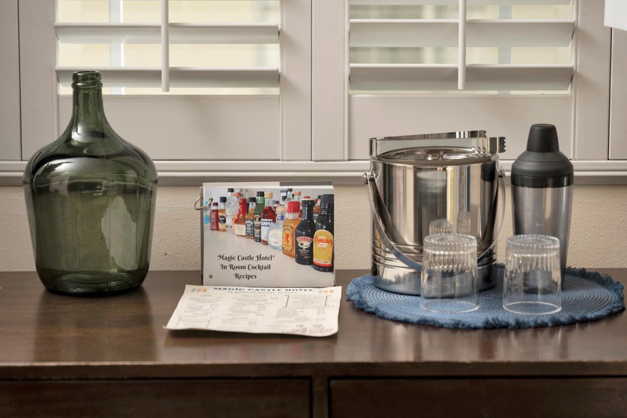 Quadruple Room,1756536038:JPEG