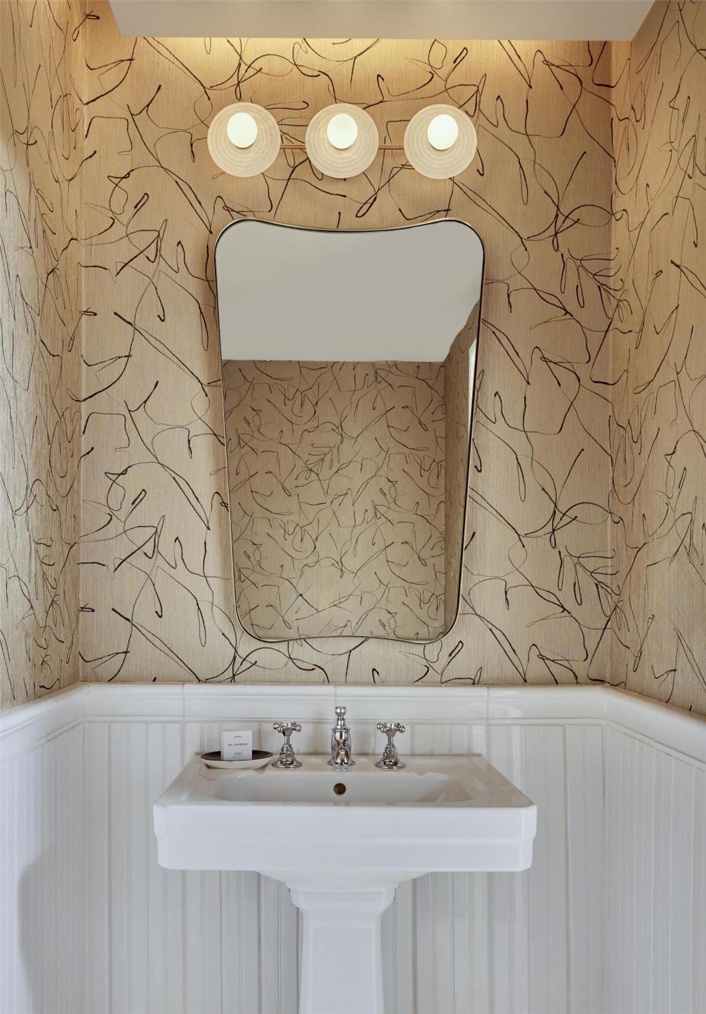 One-Bedroom Cameo Beverly Hills Suite