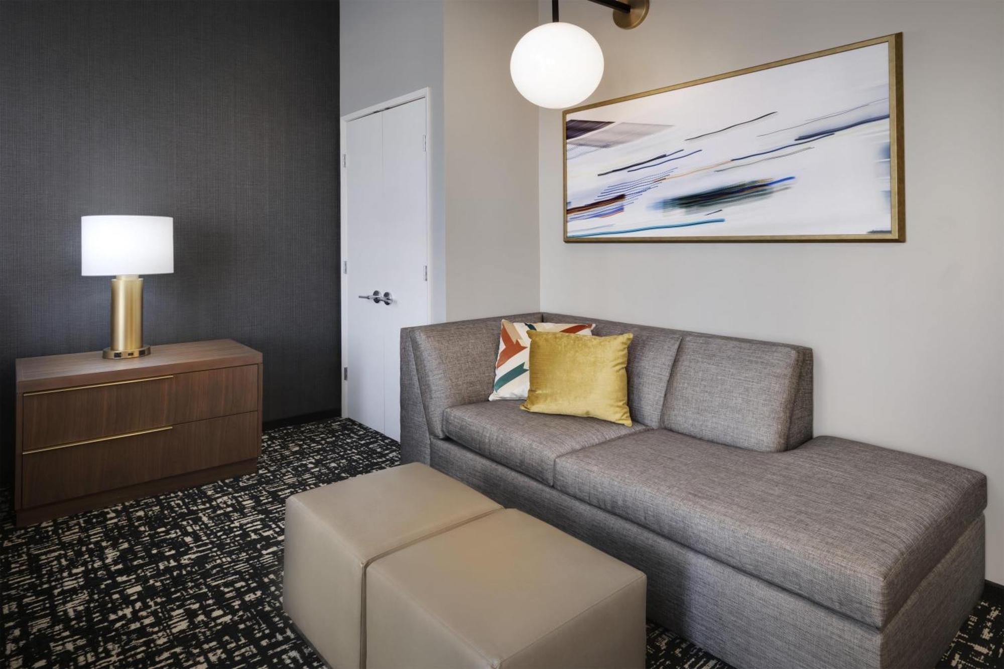 Studio Kitchen Suite | King Bed Plus Sofa Bed
