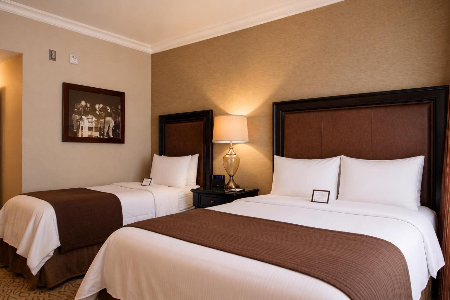Deluxe Double or Twin Room
