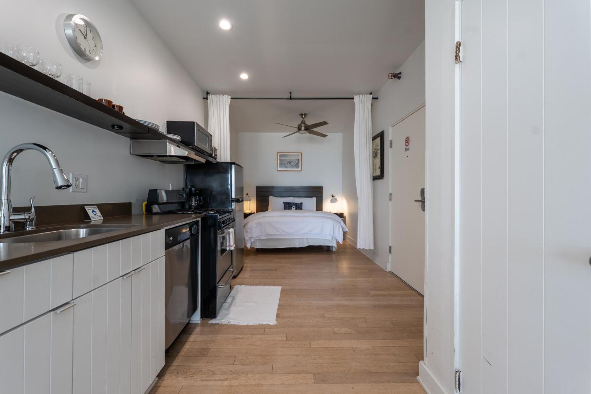 Queen Suite
