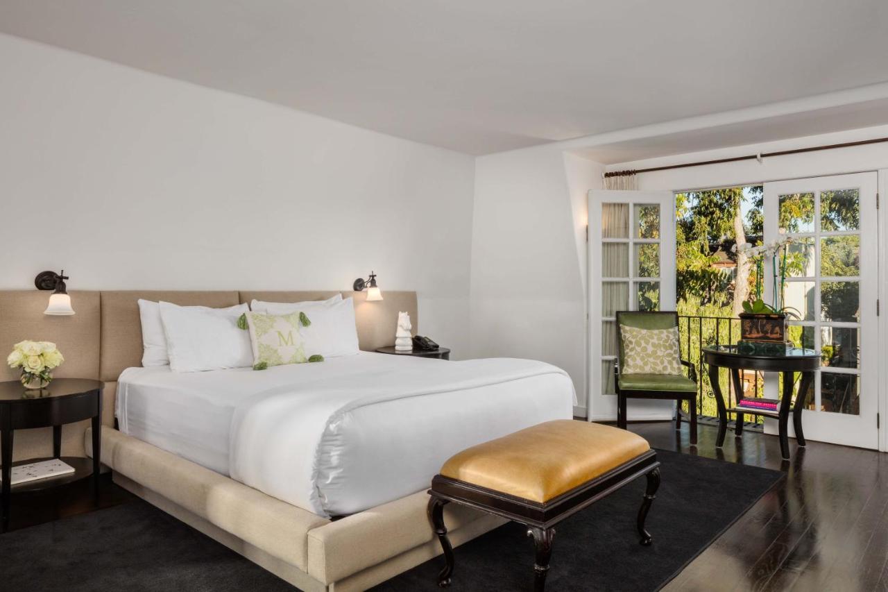 Luxury One-Bedroom Suite