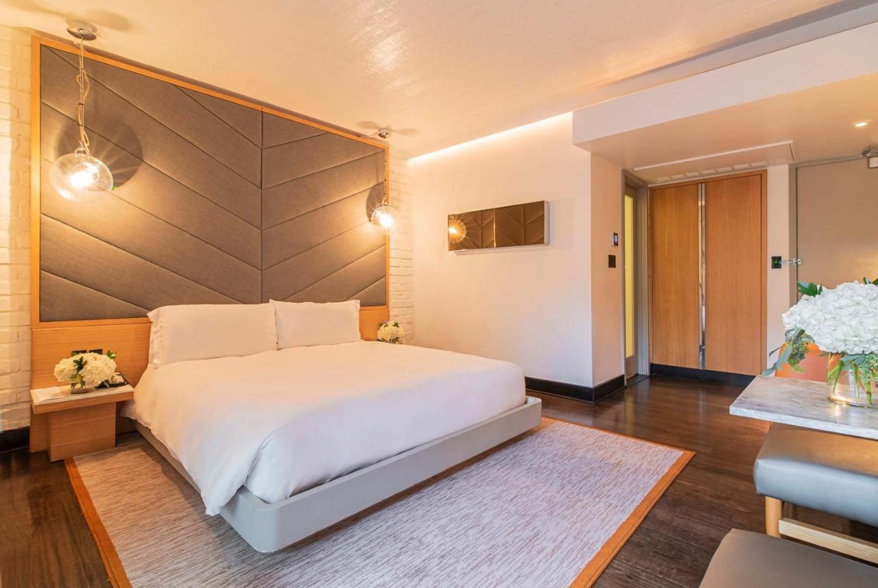 Cabana Room,1742621773:JPEG