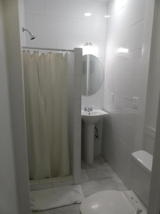 Two Twins with Shared Bathroom