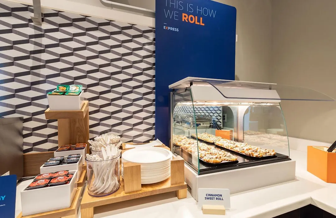 Holiday Inn Express Los Angeles Lax Airport By Ihg-1