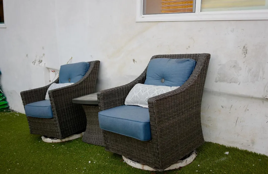 Hollywood Hills Haven-Guest House-1