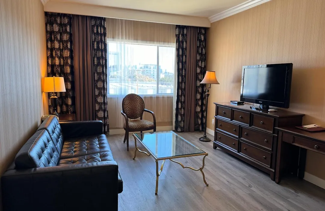 Garden Suite Hotel And Resort-1