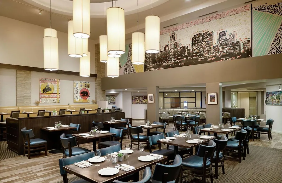 Doubletree By Hilton Los Angeles Downtown-1