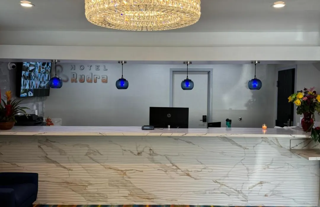 Hotel Rudra - Hollywood-1