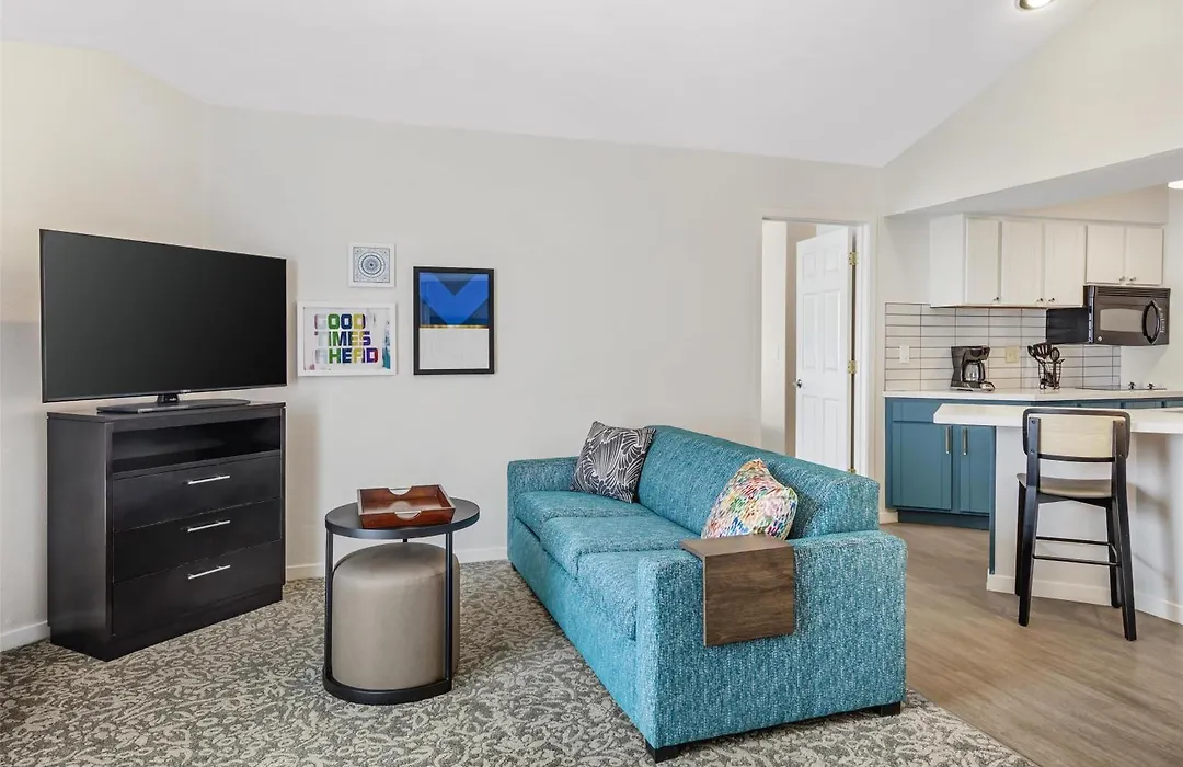 Sonesta Es Suites Chatsworth-1