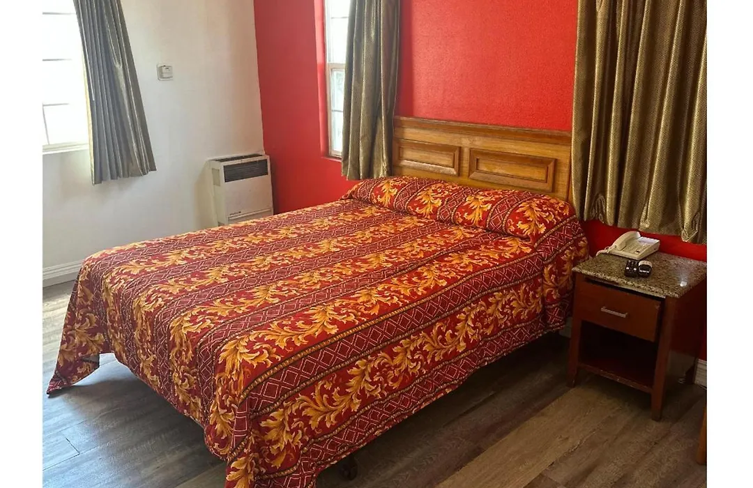 Roxy Hotel-1