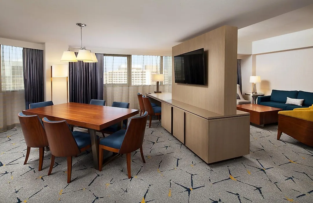 Sheraton Gateway Los Angeles Hotel-1