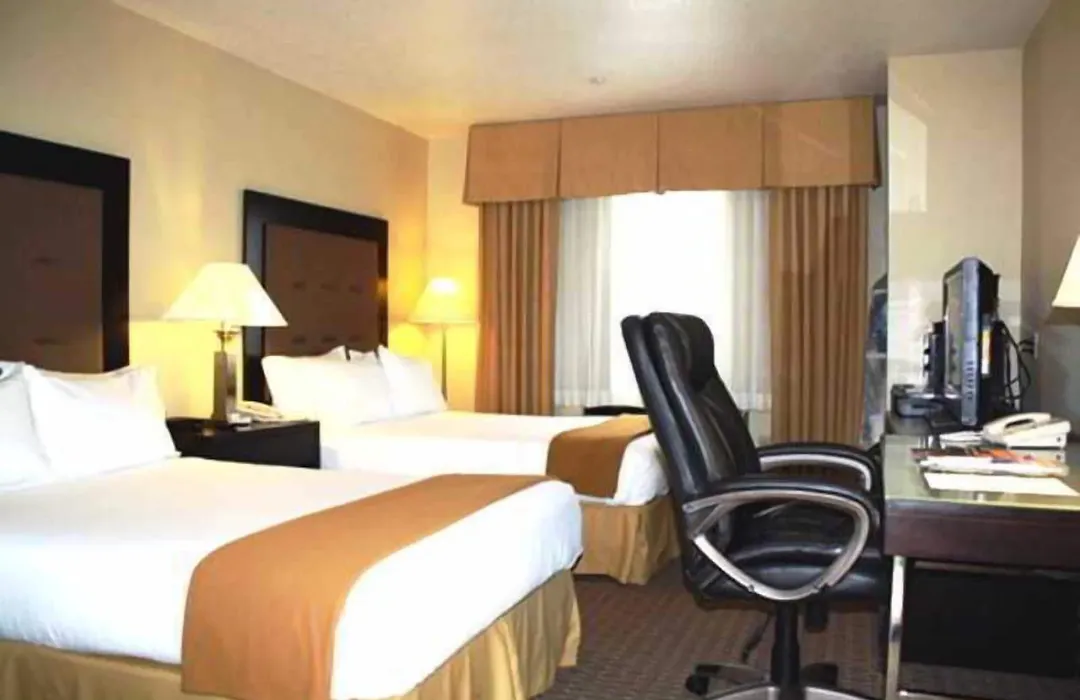 Hotel Silver Lake-1