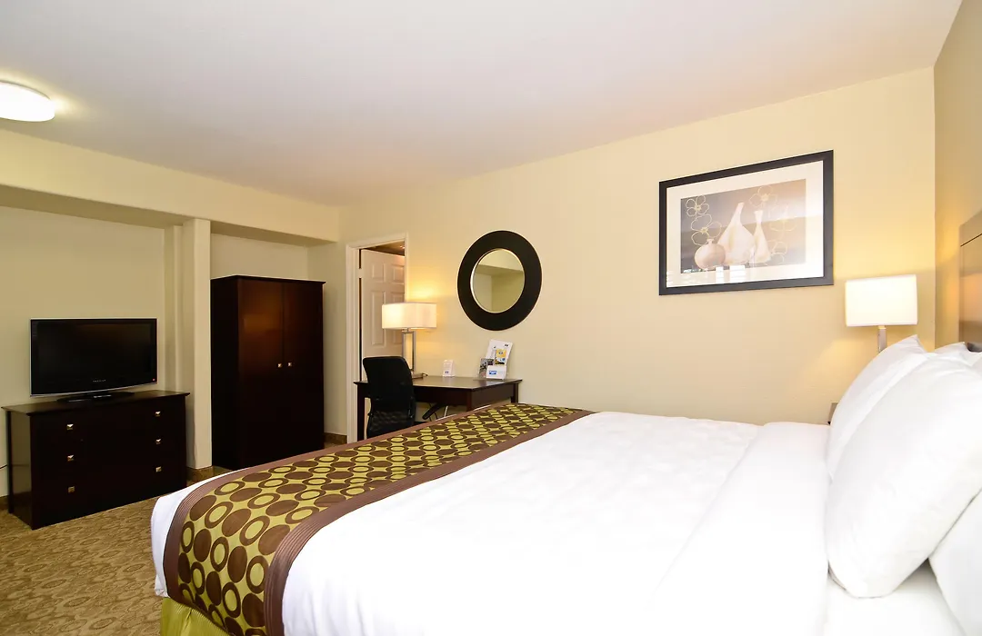 Rodeway Inn Convention Center-1