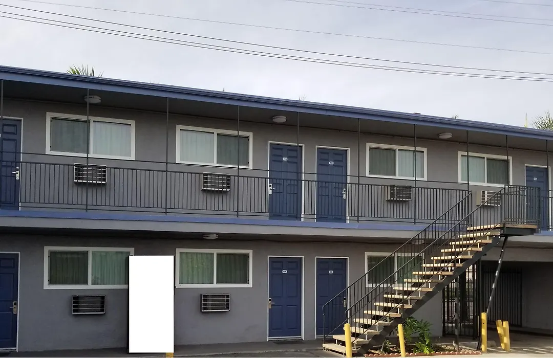 Comet Motel-1