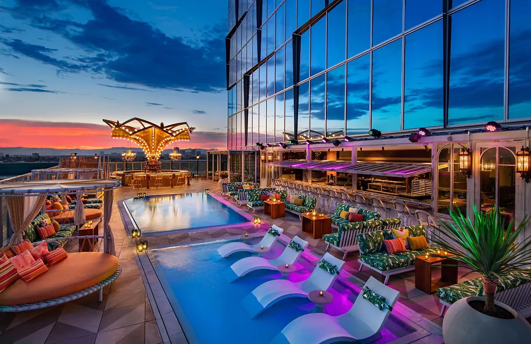 Moxy Downtown Los Angeles-1