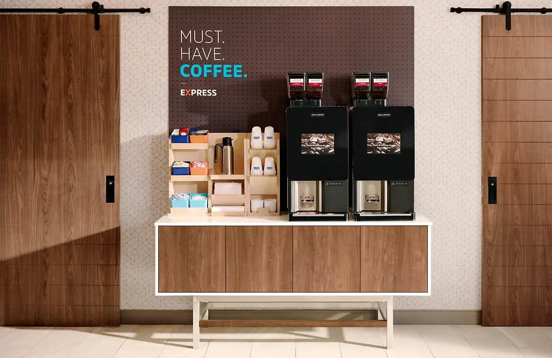 Holiday Inn Express & Suites Chatsworth By Ihg-1