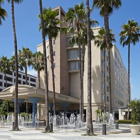 Courtyard By Marriott Los Angeles Lax / Century Boulevard-3
