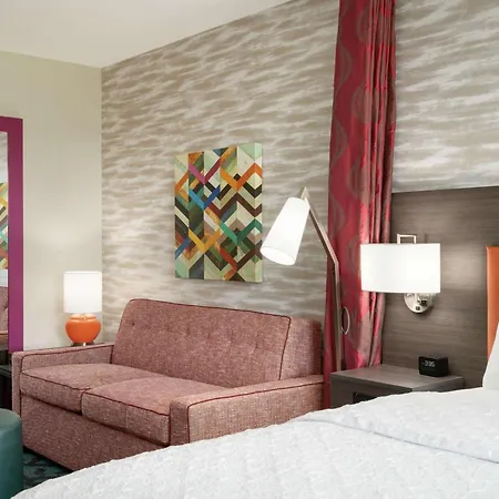 Home2 Suites By Hilton Woodland Hills Los Angeles-3
