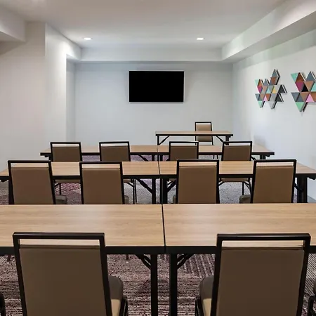 Residence Inn By Marriott Chatsworth-3