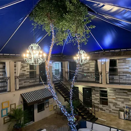 L.A. Sky Boutique Hotel-2