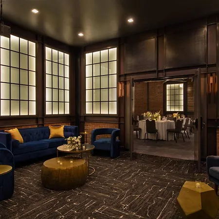 Moxy Downtown Los Angeles-3