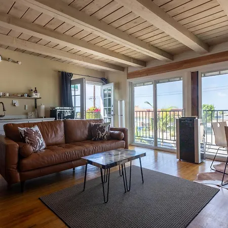 Overlooking Marina Del Rey Sailboats, Is Green Ginger Playa Del Rey On The Bluff,-2