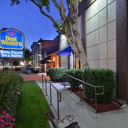 Best Western Royal Palace Inn & Suites-3