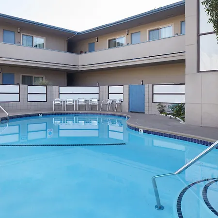 Olivia Hotel-2