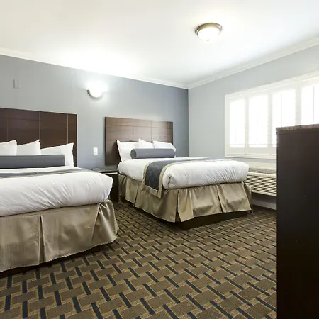 Hollywood Palms Inns & Suites-2
