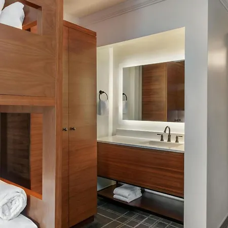 Found Hotels, Santa Monica, Series By Marriott-2