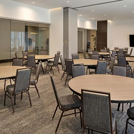 Ac Hotel By Marriott Beverly Hills-3