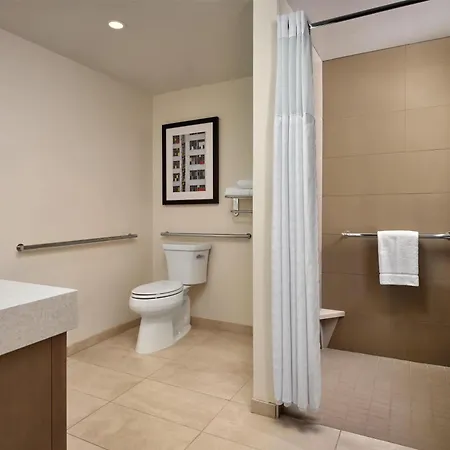 Hyatt House La - University Medical Center-3