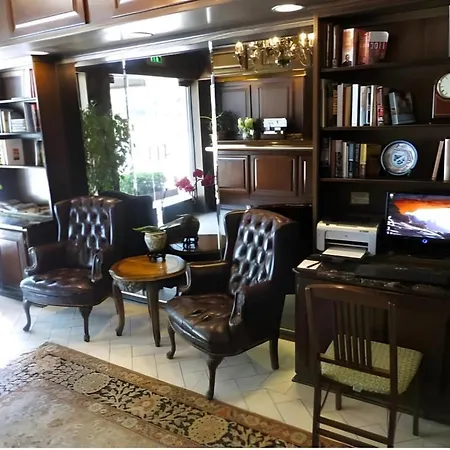 Hilgard House Westwood Village-3