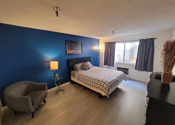 Deluxe Hotel Style Unit Los Angeles