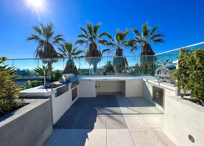Luxury Downtown Los Angeles Penthouse Condo With Skyline Views