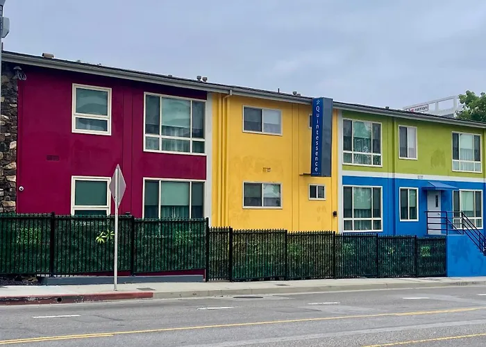 Quintessence Aparthotel Los Angeles