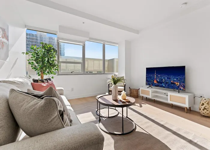 Stylish Downtown La Getaway - Prime Location On Wilshire Blvd! 2 Bedroom 1 Bath Los Angeles
