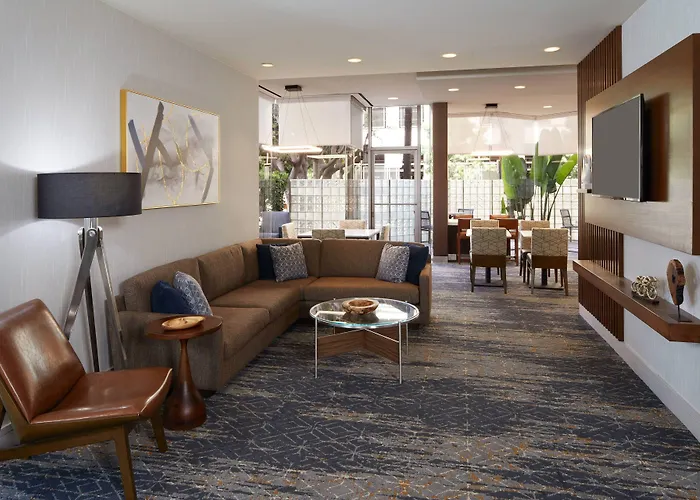 Hotels in Los AngelesCourtyard By Marriott Lax / Century Boulevard